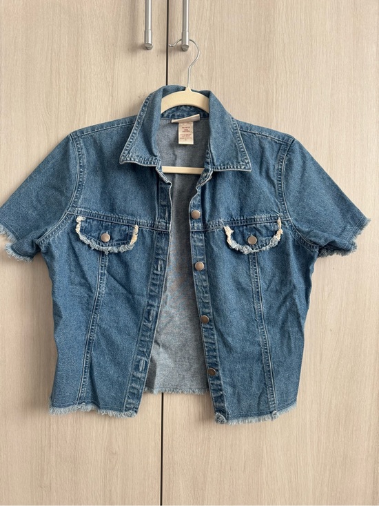 Expressions Tops - Expressions Vintage Light Blue Denim Jacket button down with pockets Sz S